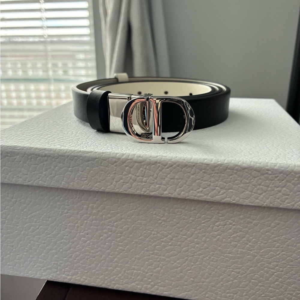 Dior 30 Montaigne Reversible Belt
